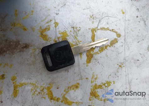 2013 Nissan Versa 1.6 Sv z USA, uszkodzony, nr VIN 3N1CN7AP4DL853743